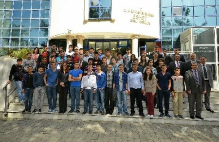 ESHOT melek lisesi öğrencilerini eğitim gezilerine çıkarıyor