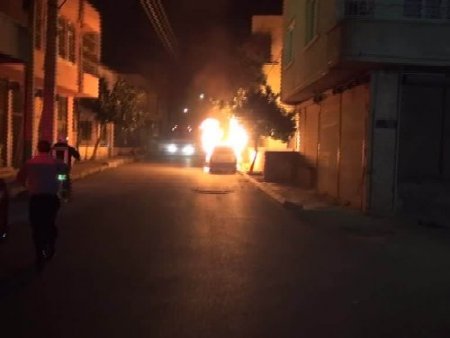 Eşine kızan koca, otomobilini ateşe verdi