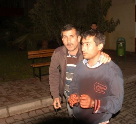 Eşini av tüfeğiyle vurdu