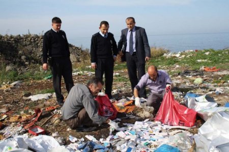 Eski çöplük alanda çok sayıda tanıtım amaçlı ilaç kutusu bulundu