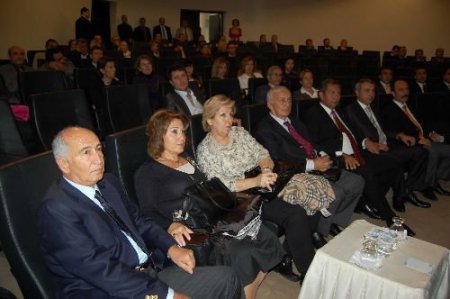 Eski Devlet Bakanı Doğan: Türkiye'nin Önü Açık, Kavga Etmeyelim, Birbirimizi Sevelim