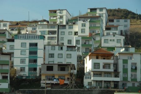 Eski konutları estetikle buluşturan Canik’te örnek proje bitiyor