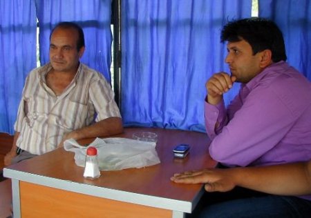 Eski Otobüsleri Lokanta Yapıp Kokoreç Ve Köfte Servisi Yapıyorlar