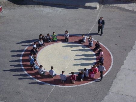 Eski oyunların canlanmasını sağlayan Özgan'a teşekkür ziyareti