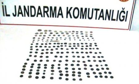 Eski Para Satmaya Çalışan Bir Kişi Yakalandı