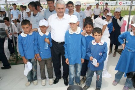 Eski Ulaştırma Bakanı Yıldırım, Polat Holding'in Yaptırdığı Meslek Lisesini Açtı