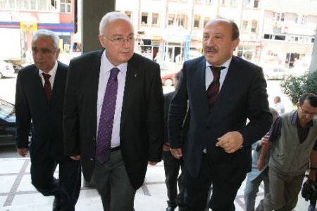 Eski Validen Hemşehrilerine Başsağlığı Ziyareti