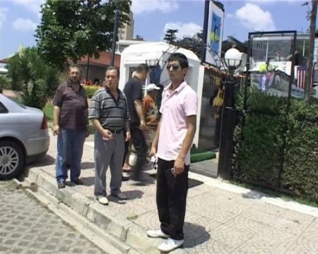 Eski Yöneticinin Bastığı Apartman Toplantısında Öldürülenler Karı Koca