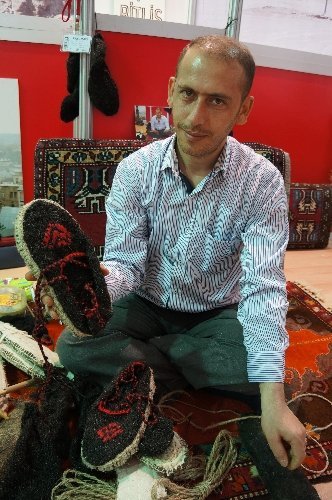 Eskiden ayağa giyilen harik, şimdi süs eşyası oldu