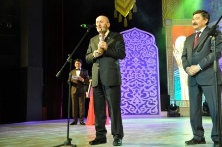 Eskişehir, 'Kültür Başkenti' bayrağını Astana'dan teslim aldı