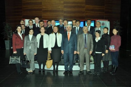 Eskişehir, 'Kültür Başkenti' bayrağını Astana'dan teslim aldı