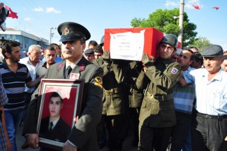 Eskişehir, Şehidini Son Yolculuğuna Uğurladı