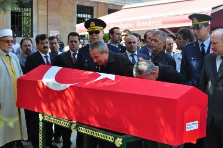 Eskişehir, şehidini tekbirlerle uğurladı