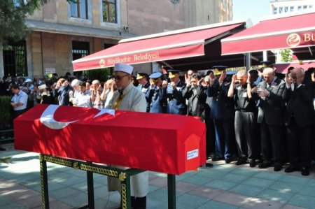 Eskişehir, şehidini tekbirlerle uğurladı