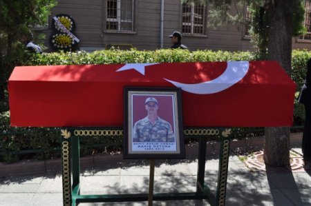 Eskişehir, şehidini tekbirlerle uğurladı