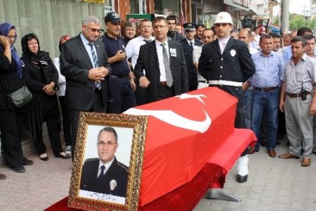 Eskişehir Emniyet Müdürü Naci Kuru'nun cenazesi baba ocağına getirildi