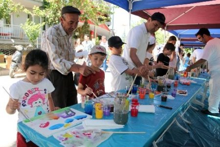 Eskişehir Sokak Festivali ile şenlendi