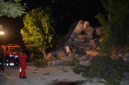 Eskişehir’de Bina Çöktü (2)