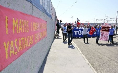 Eskişehir'in 'Taksimi'nde 1 Mayıs coşkuyla kutlandı
