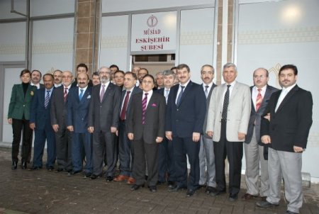 Eskişehirli işadamları kahvaltıda buluştu