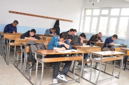 Eskişehirliler Peygamber sevgisi için yarıştı