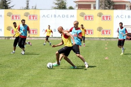 Eskişehirspor, Beşiktaş maçı hazırlıkları sürdürdü