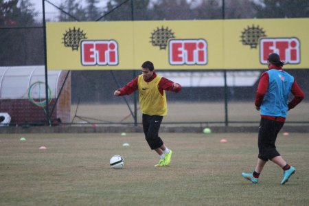 Eskişehirspor, Elazığspor maçına kilitlendi