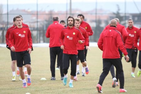 Eskişehirspor, Gençlerbirliği maçından puanla dönmek istiyor