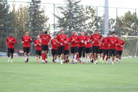 Eskişehirspor, Kayserispor maçı hazırlıklarına başladı