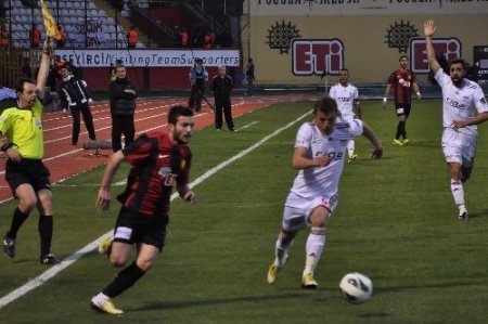 Eskişehirspor: 0 –Sivasspor: 1 (İlk yarı)