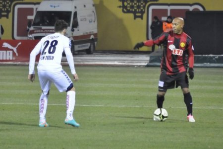 Eskişehirspor: 2– Mersin İdman Yurdu: 0 (İlk yarı)