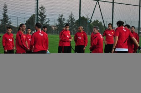 Eskişehirspor kampa girdi