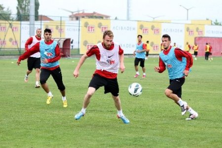 Eskişehirspor ligi galibiyetle kapatmak istiyor