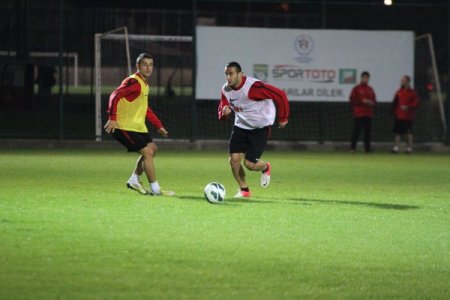 Eskişehirspor Sportif Direktörü Tüzün: Galatasaray’dan puanla dönmek istiyoruz