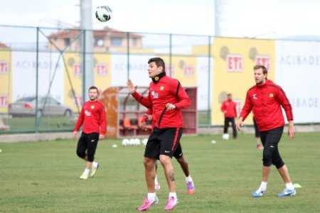 Eskişehirspor'da gözler Türkiye Kupası’na çevirildi