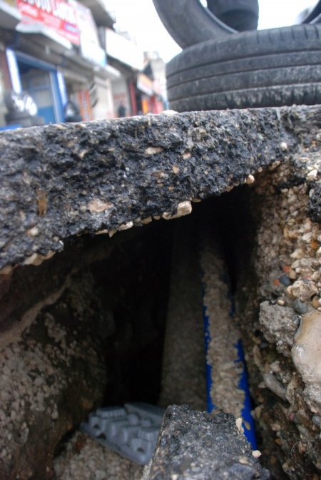 Esnaf, Çöken Yol İçin Yetkilileri Göreve Çağırdı