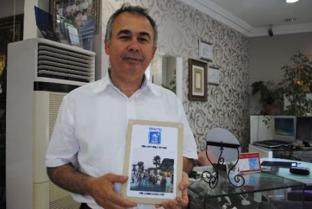 Esnaf Birliği Derneği İlçenin Sorunlarını Kitaplaştırdı