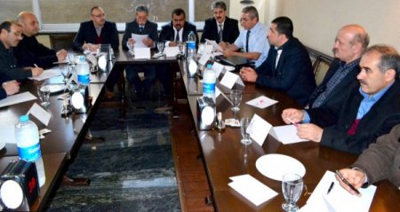 Esnaf odalarından okullarda serbest kıyafet uygulamasına eleştiri