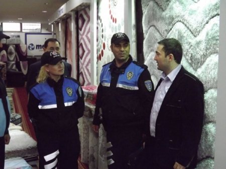 Esnafa, polis ve zabıtadan güvenlik kamerası takın tavsiyesi