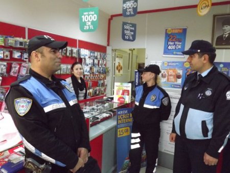 Esnafa, polis ve zabıtadan güvenlik kamerası takın tavsiyesi