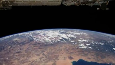 Eşsiz Güzellikteki Yeryüzü Manzaraları Uzaydan Görüntülendi