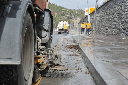 Estetik ekipleri Ankara’yı bahara hazırlıyor
