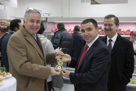 Et Kralı Çalkan, Rusya’da 100 Mağaza Açıyor