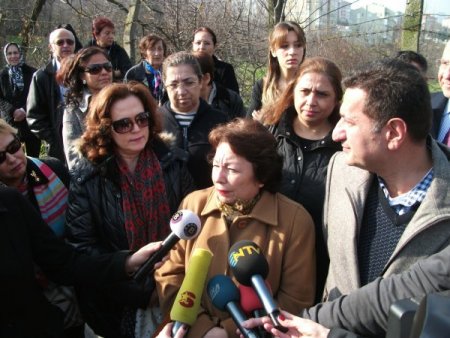 Etiler’de Lüks Site Sakinlerinin Mezarlık Protestosu