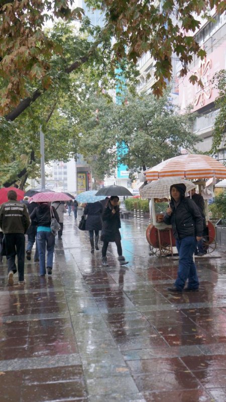 Etkili olan yağış, trafikte yoğunluğa neden oldu