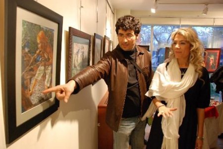 Ev Hanımı Fatoş Dal, İlk Kişisel Resim Sergisini Açtı