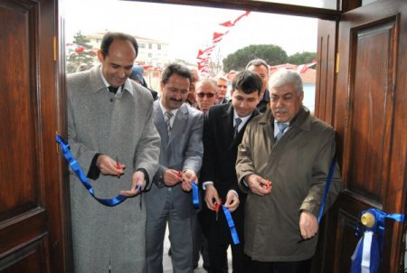 Ev Kadınları El Sanatları Eğitim Merkezi Açıldı