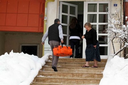 Evde Bakım Hizmeti Karlı Havada Aralıksız Devam Etti