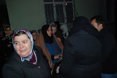 Evde ölü bulunan anne ve 3 çocuğu morga kaldırıldı