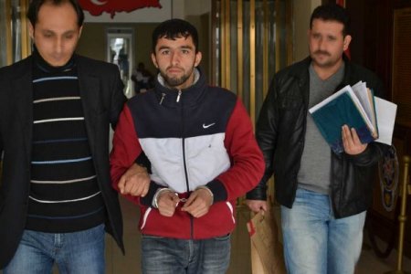 Evden çalınan değerli takılar sahibine teslim edildi